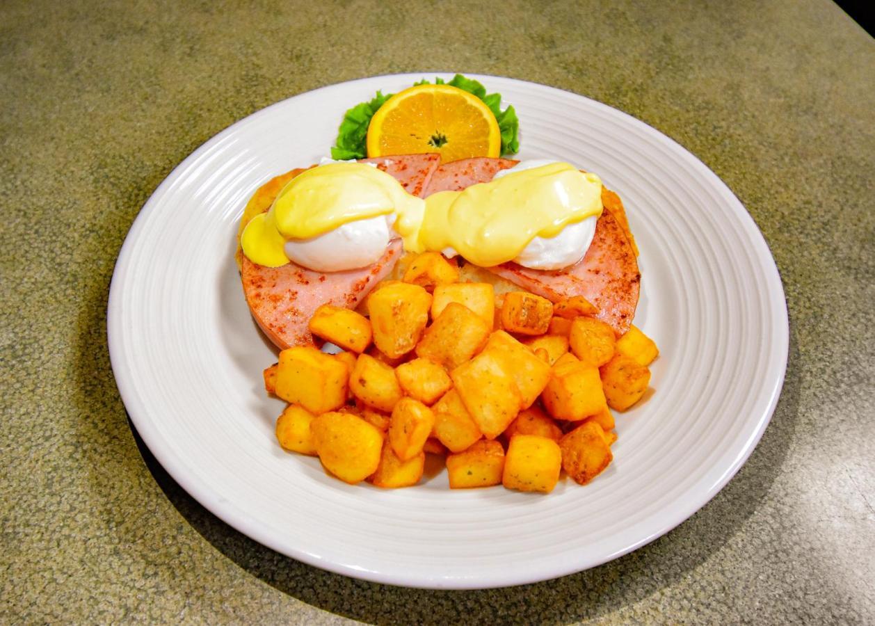 Canad Inns Destination Centre Club Regent Casino Hotel Winnipeg Eksteriør bilde